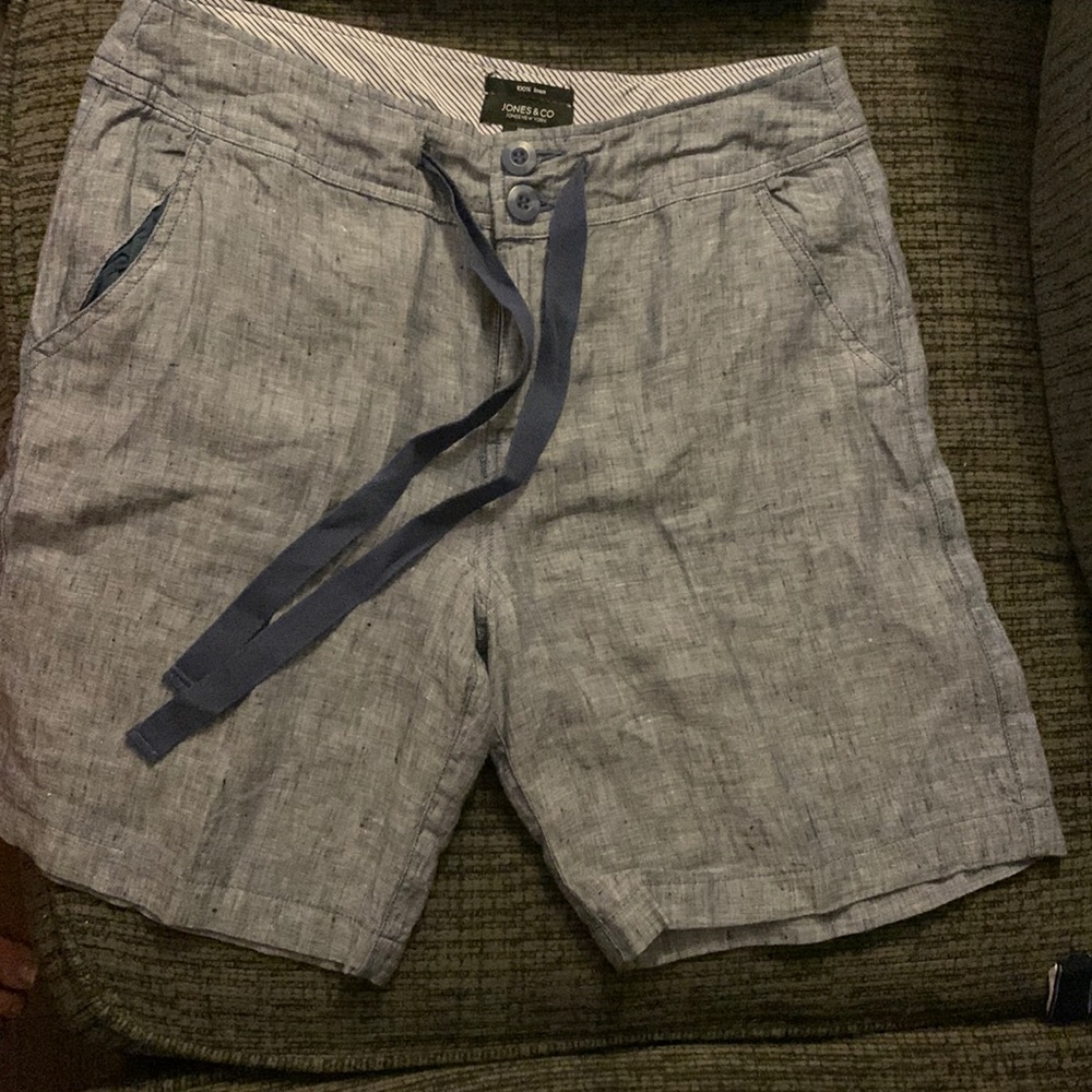 Jones and Company Blue Linen Shorts Size 6